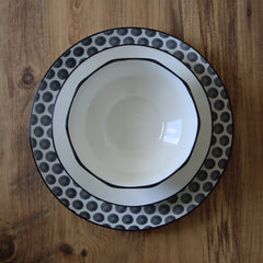 4 Kişilik 9 Parça Siyah Beyaz Işıltısı Yemek Takımı