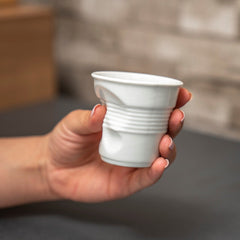 Buruşuk Görünümlü Seramik Espresso Bardağı 7x7.5 cm Beyaz