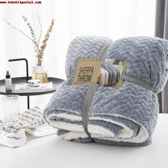 Çift Renkli Bebek Battaniyesi 90x110 cm Lacivert Mavi