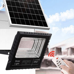 Solar Güneş Enerjili Kumandalı 200 W Dıştan Panelli Lamba Projektör