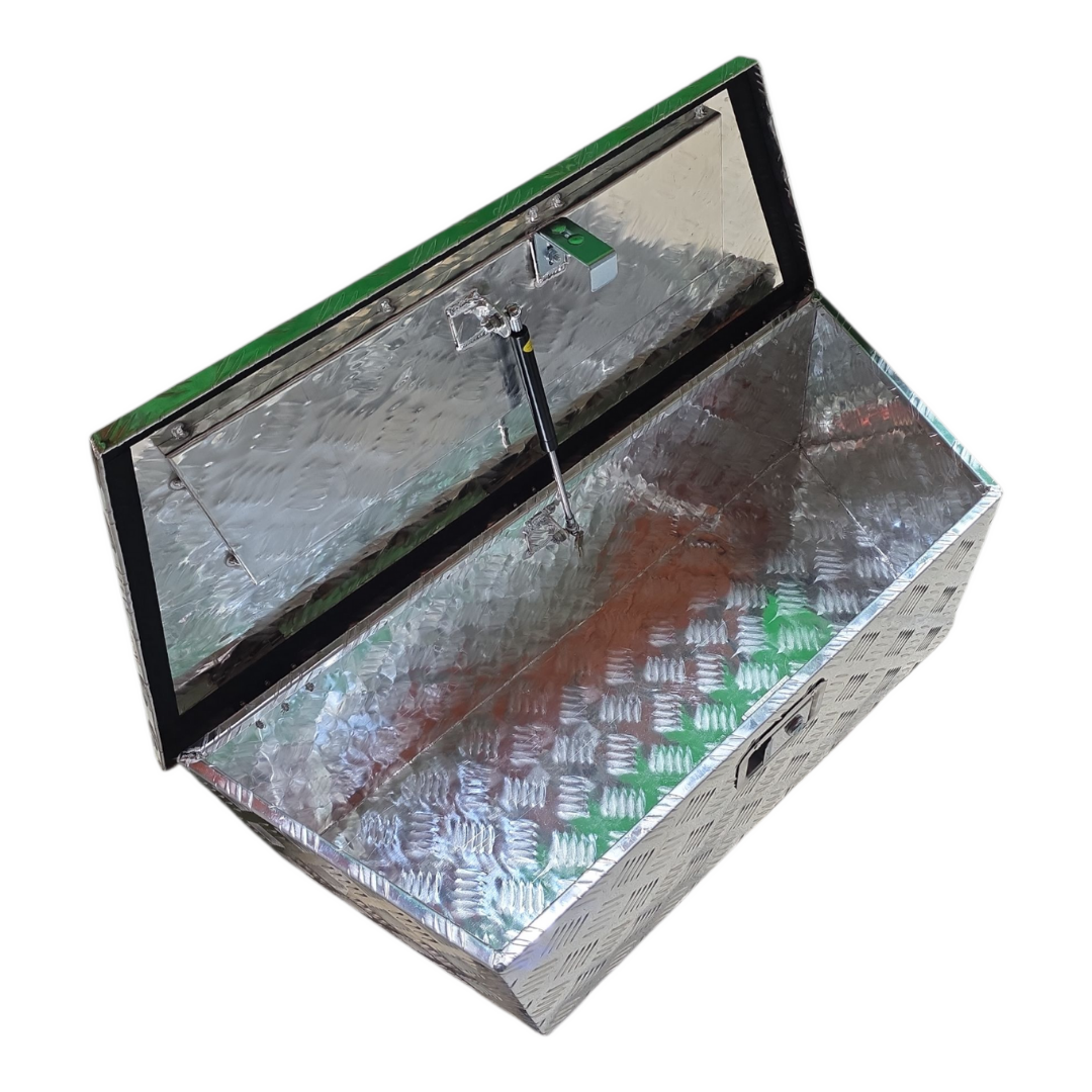 Aluminyum Kilitli Çerçeveye Monte Alet Çantası