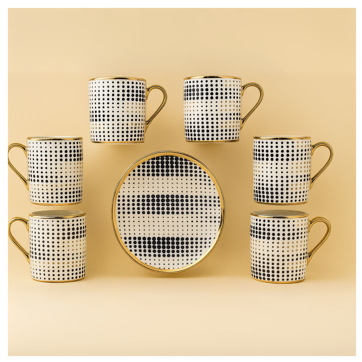 Siyah ve Altın Rengi Detaylı 6 Kişilik Kahve Fincan Seti