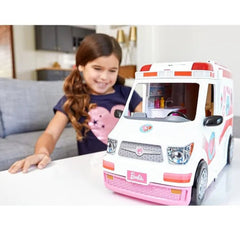 Barbie'nin Yeni Ambulansı Oyun Seti