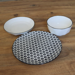 4 Kişilik 9 Parça Siyah Beyaz Işıltısı Yemek Takımı