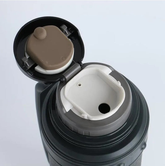 Çift Katmanlı Paslanmaz Çelik 2.5 L Vakumlu Termos Yeşil