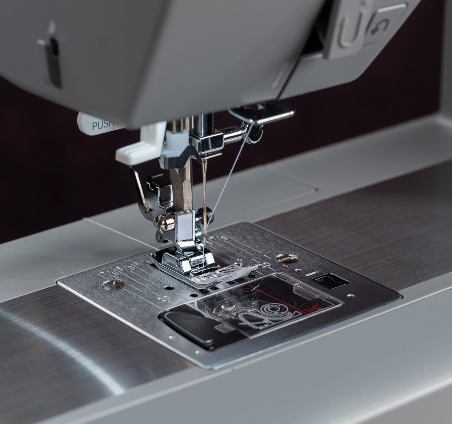 Singer 215 Dikiş Uygulamalı LCD Ekranlı Dikiş Makinesi