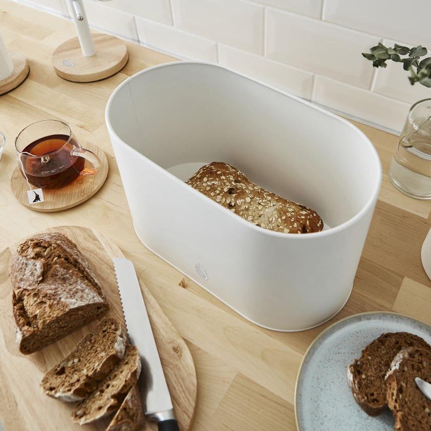 Swan Nordic Oval Ekmek Kutusu Ve Ekmek Kesme Tahta Kapağı Pamuk Beyazı